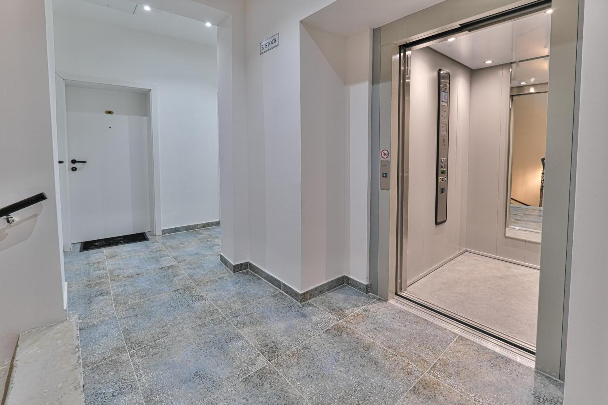 Vienna Lotus Apartments Exterior photo